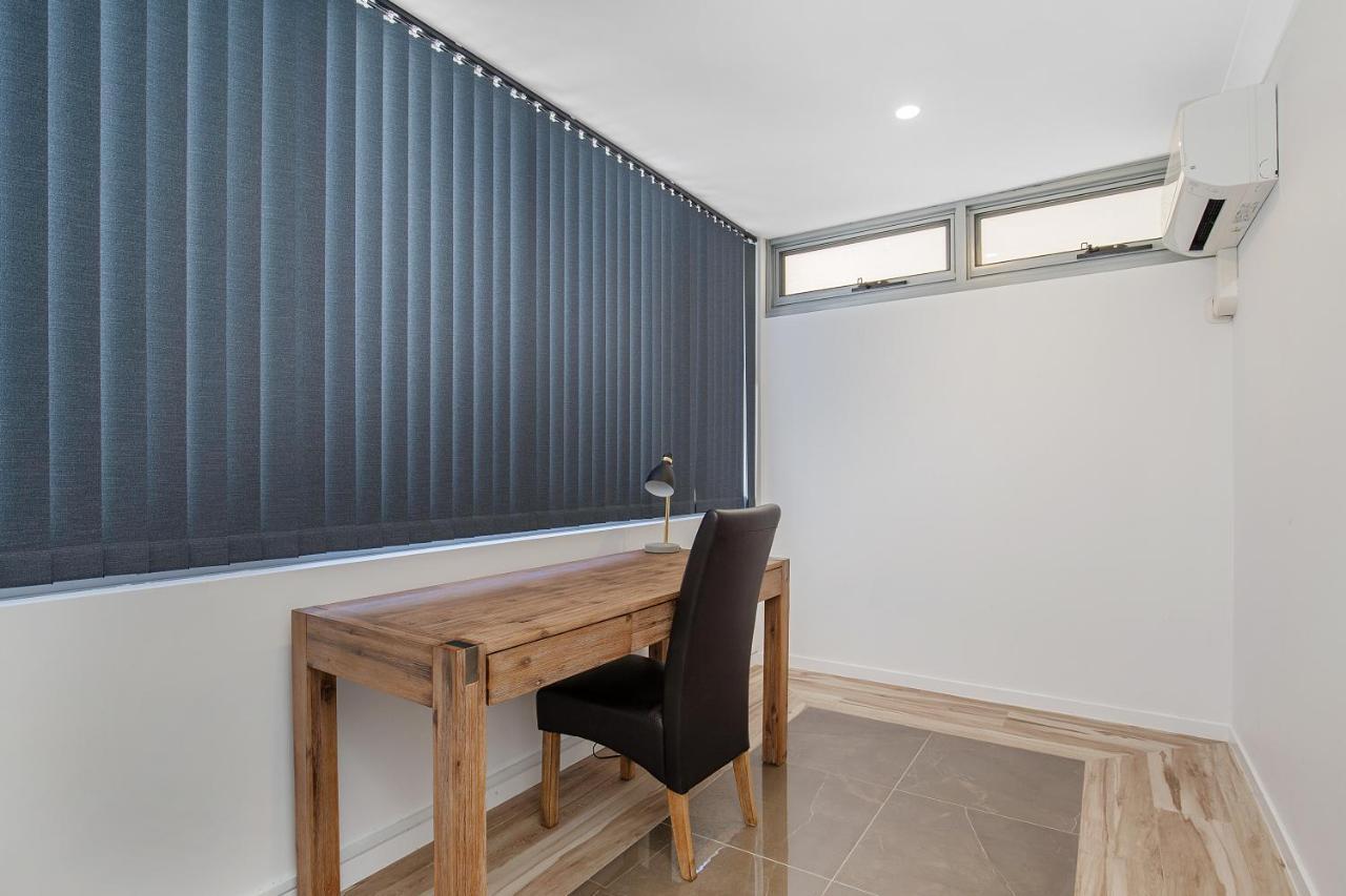 29 Stanhill Drive Villa Gold Coast Dış mekan fotoğraf